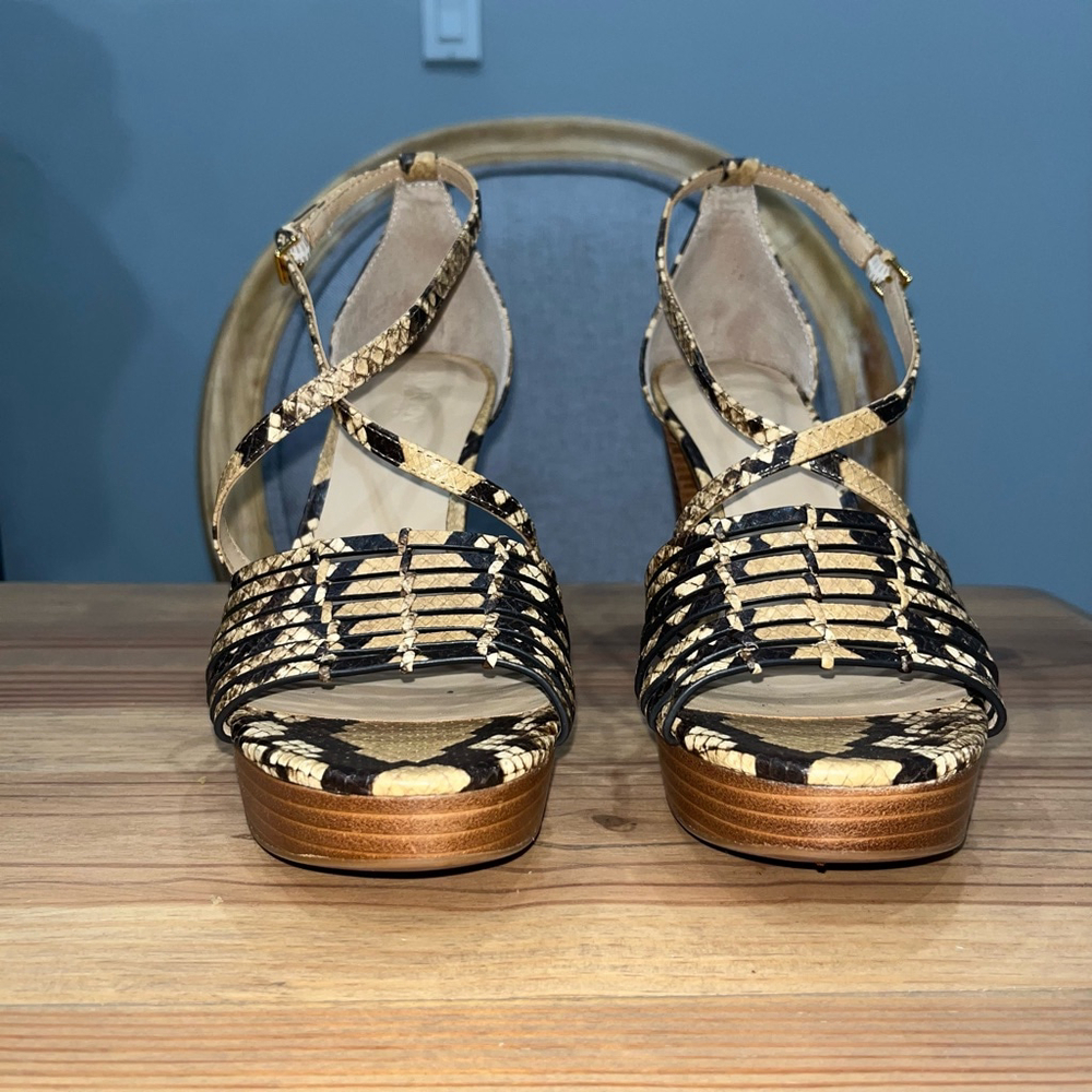 Lauren Ralph Lauren Heels‎ Size 9.5 Brown Snake Print - Picture 2 of 7